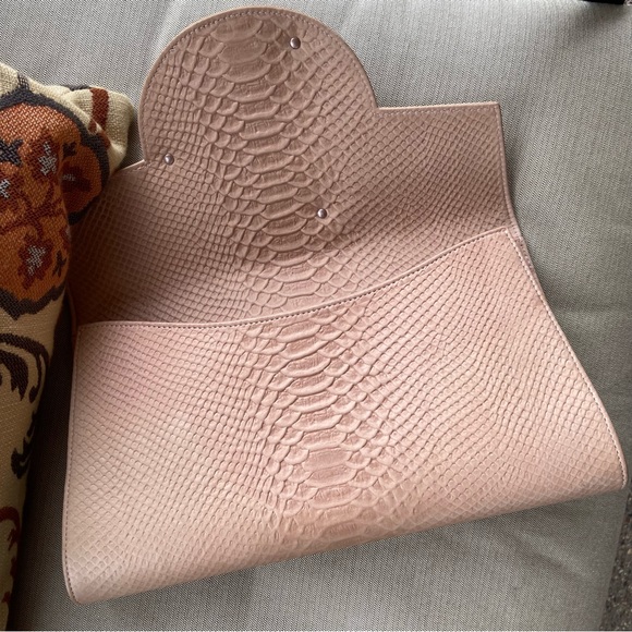 DAREEN HAKIM Neutral Snake Embossed with Bronze Front Plate - Picture 4 of 8